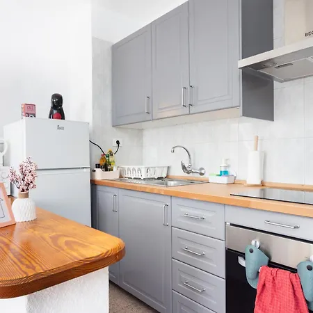 Home2book Vibrant Americas Apt, Pool Retreat Arona (Tenerife)