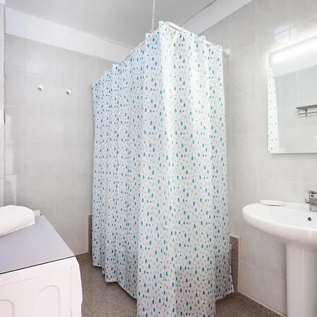 Home2book Vibrant Americas Apt, Pool Retreat 阿罗纳