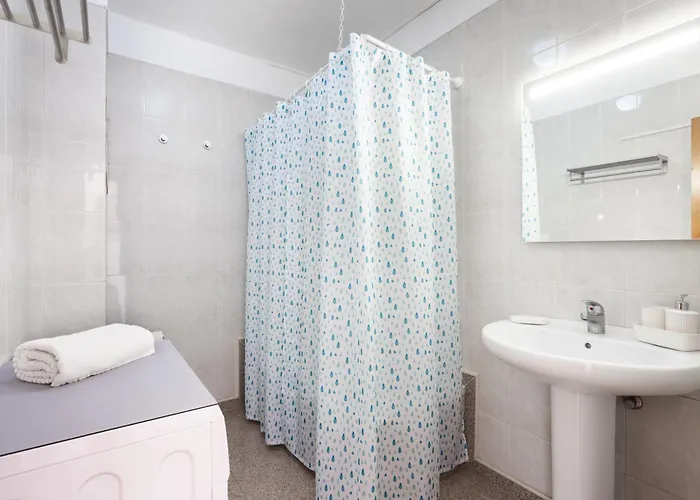 Home2book Vibrant Americas Apt, Pool Retreat Arona (Tenerife)